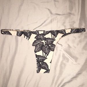 NWOT Acacia Black Elephant bottoms